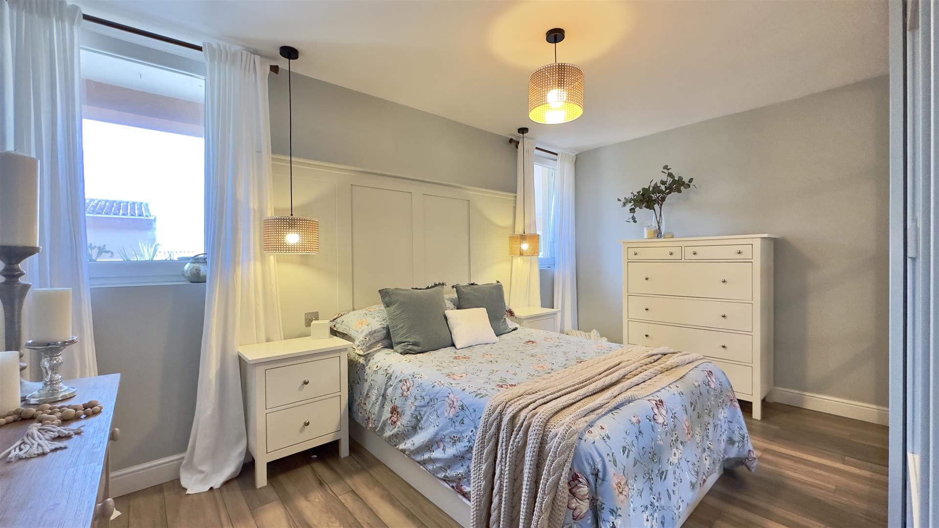 Image of Apartment - 2 Bedrooms - 1 Bathrooms for Sale in Elliot's Battery-Gibraltar, Image 5
